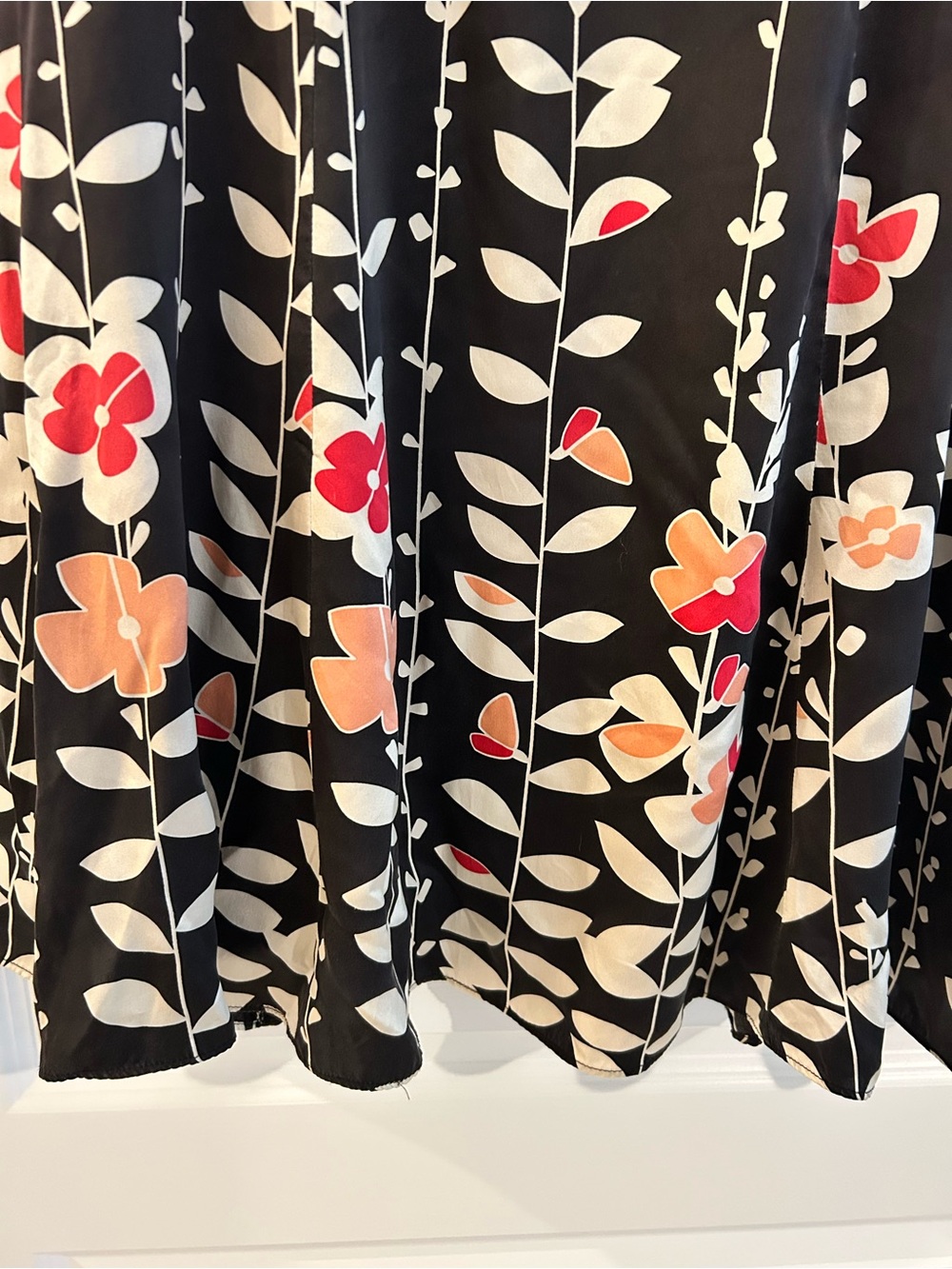 Talbots Pure Silk Floral Skirt Black White Multi Size 6P Petite - Picture 4 of 12